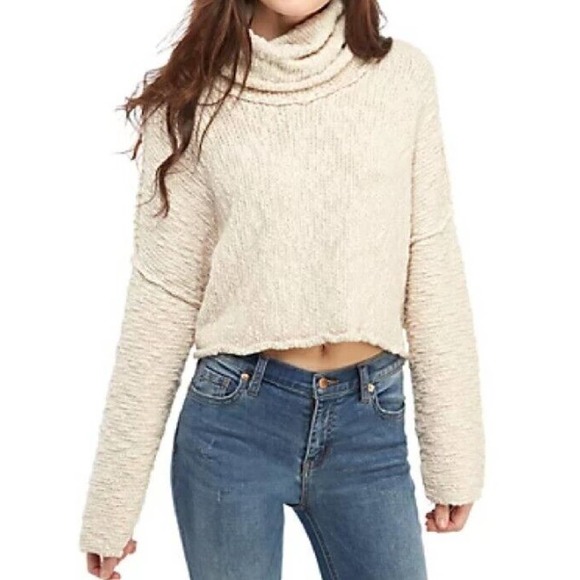 Free People Sweaters - FREE PEOPLE Medium Easy Cowl Pullover Sweater Cream Chunky Knit OB889092 Cropped